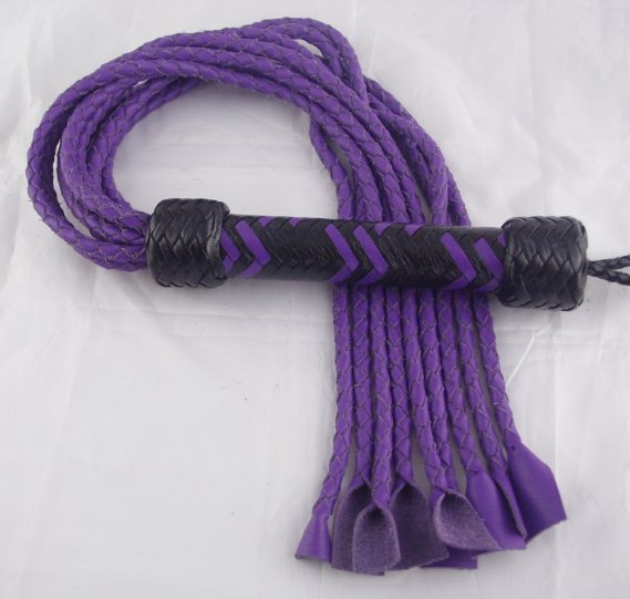 Purple Garment Cat - Click Image to Close
