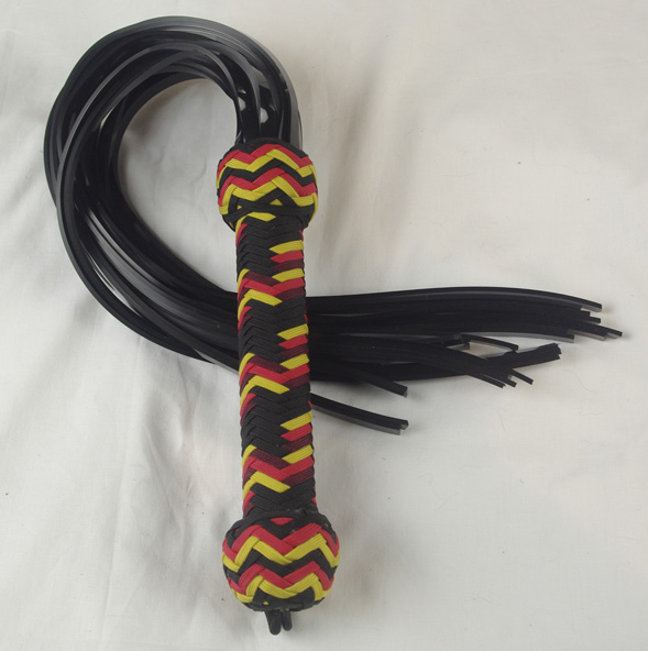 Vegan Heavy Rubber Flogger - Click Image to Close